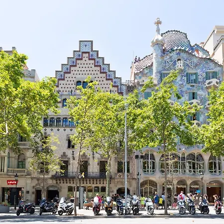 U-nique Passeig De Gracia Ii * Барселона